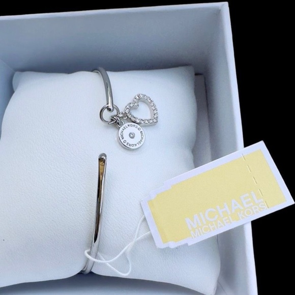 Michael Kors Silver Plated Brass Bangle Bracelet NWT - Picture 2 of 2